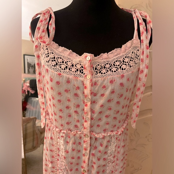 Beautiful floral print LoveShackFancy summer dress - Picture 1 of 7